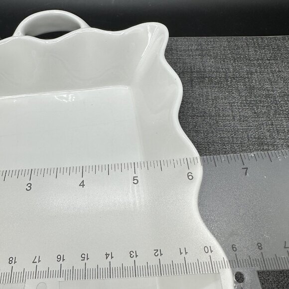 White Scalloped Serving Bowls Set Of 2 Crimped Wavy w/ Handles EUC Simple Dining - Picture 8 of 12